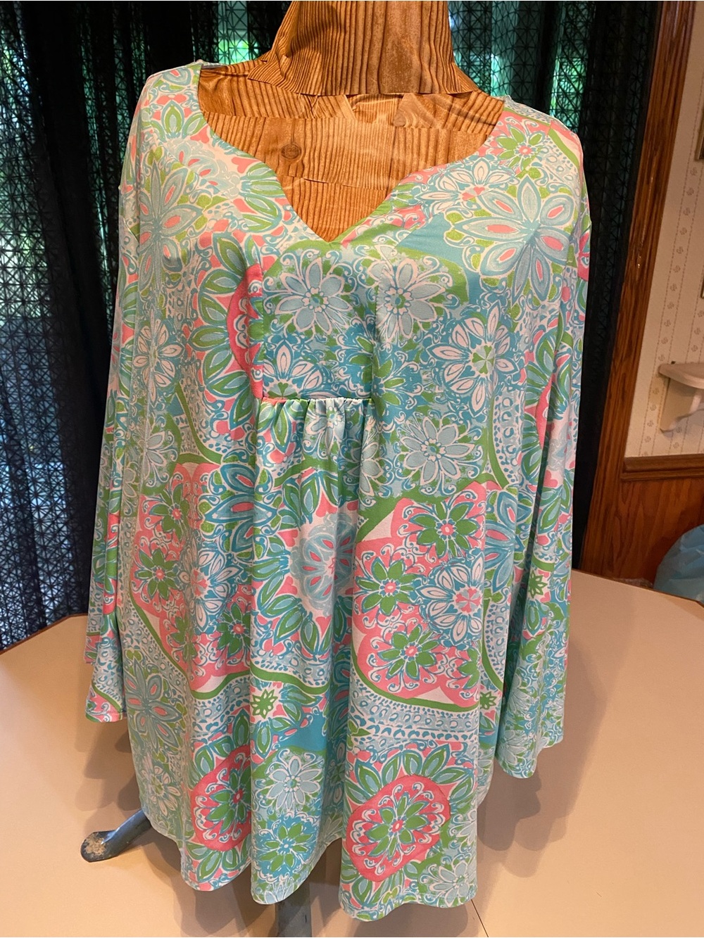 Ruby Rd. Pastel Floral V-Neck Swing Tunic in Mint, Pink & White